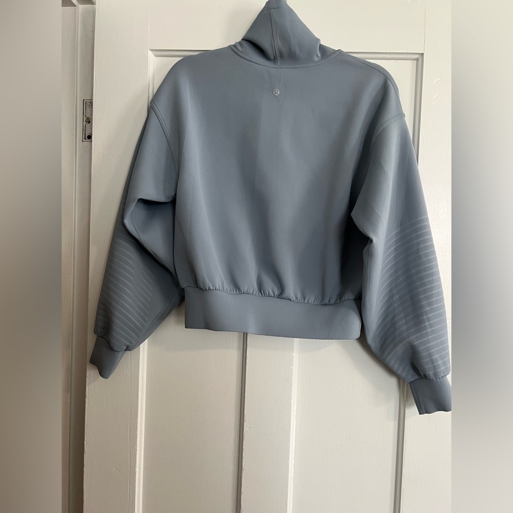 Lululemon Full Flourish Pullover Size 6/8?PTP21” - Picture 3 of 9
